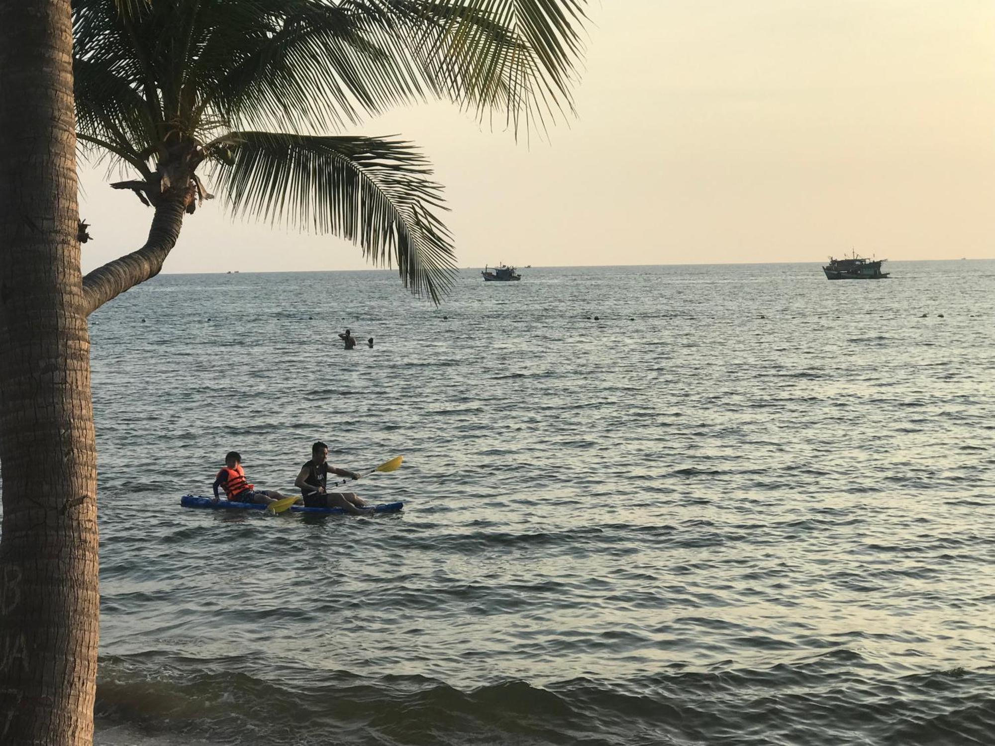 Kalia Hotel Phu Quoc Buitenkant foto